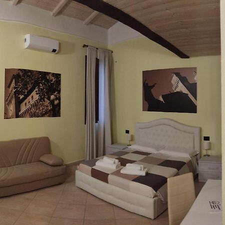 Dimora Al Saraceno Hotel แฟร์รารา ภายนอก รูปภาพ