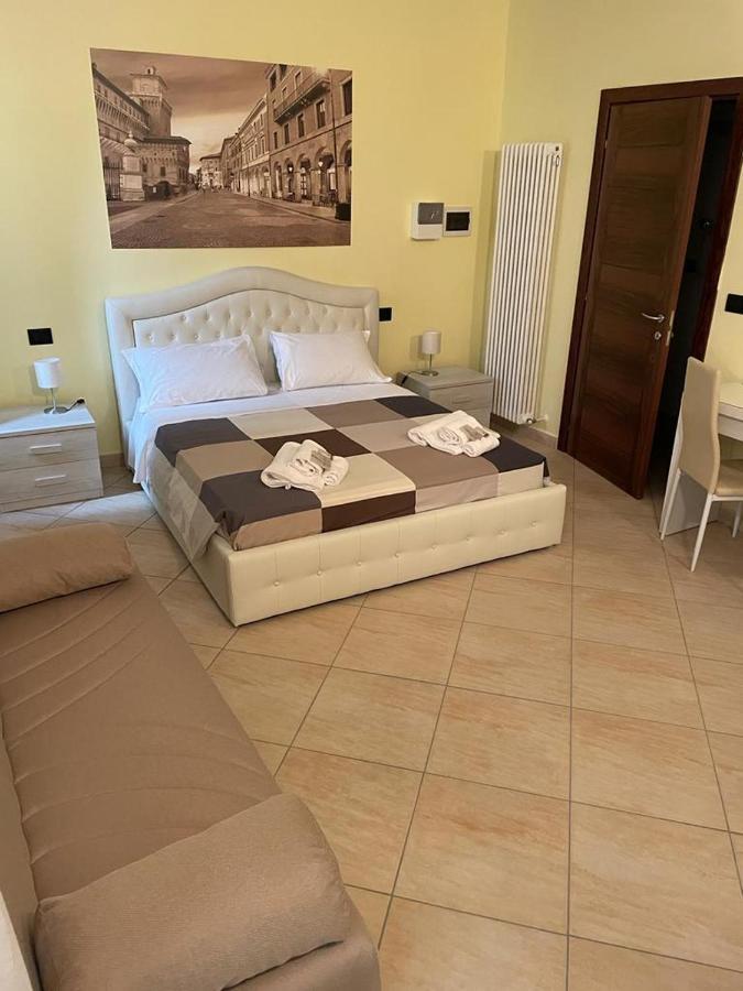 Dimora Al Saraceno Hotel แฟร์รารา ภายนอก รูปภาพ