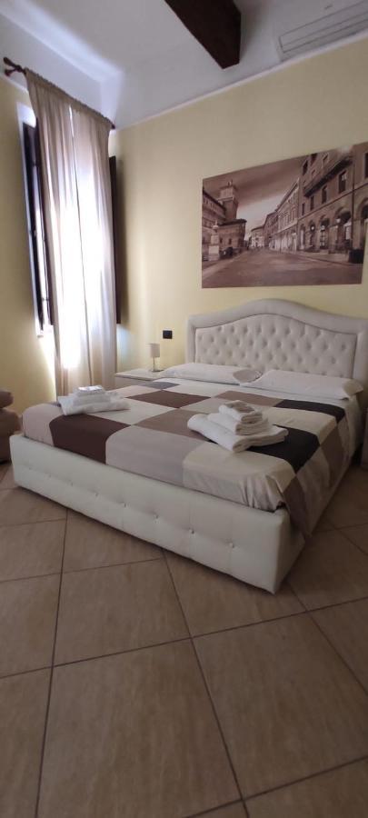 Dimora Al Saraceno Hotel แฟร์รารา ภายนอก รูปภาพ