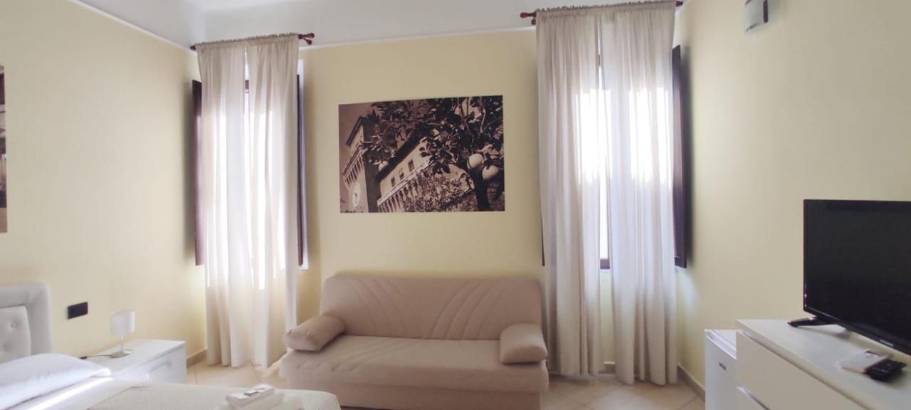 Dimora Al Saraceno Hotel แฟร์รารา ภายนอก รูปภาพ