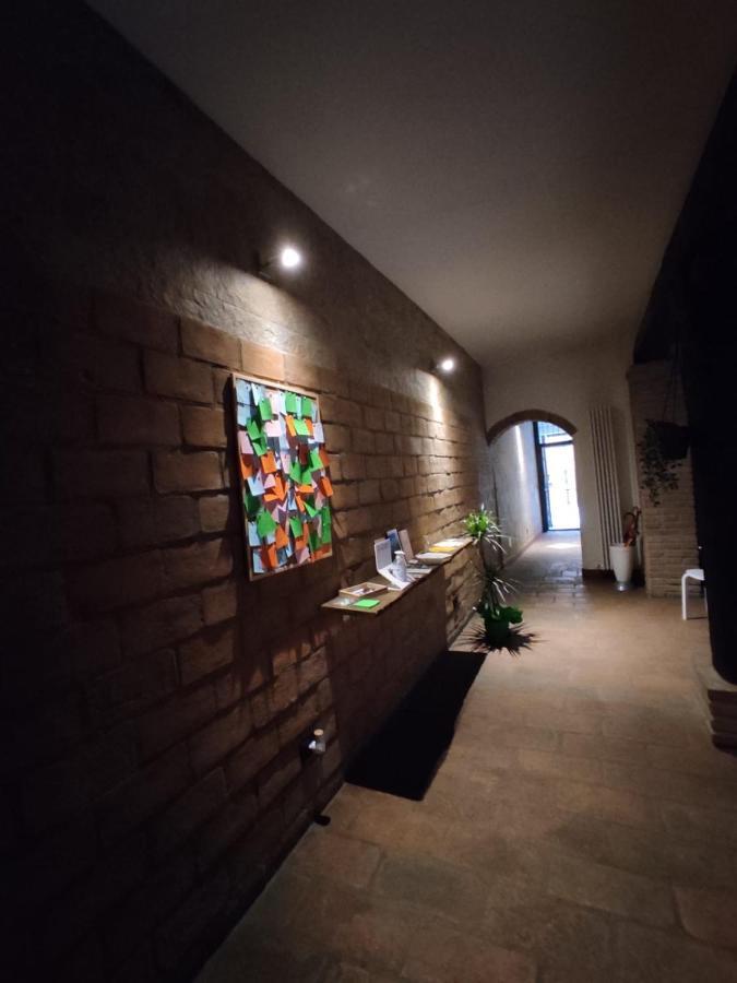 Dimora Al Saraceno Hotel แฟร์รารา ภายนอก รูปภาพ