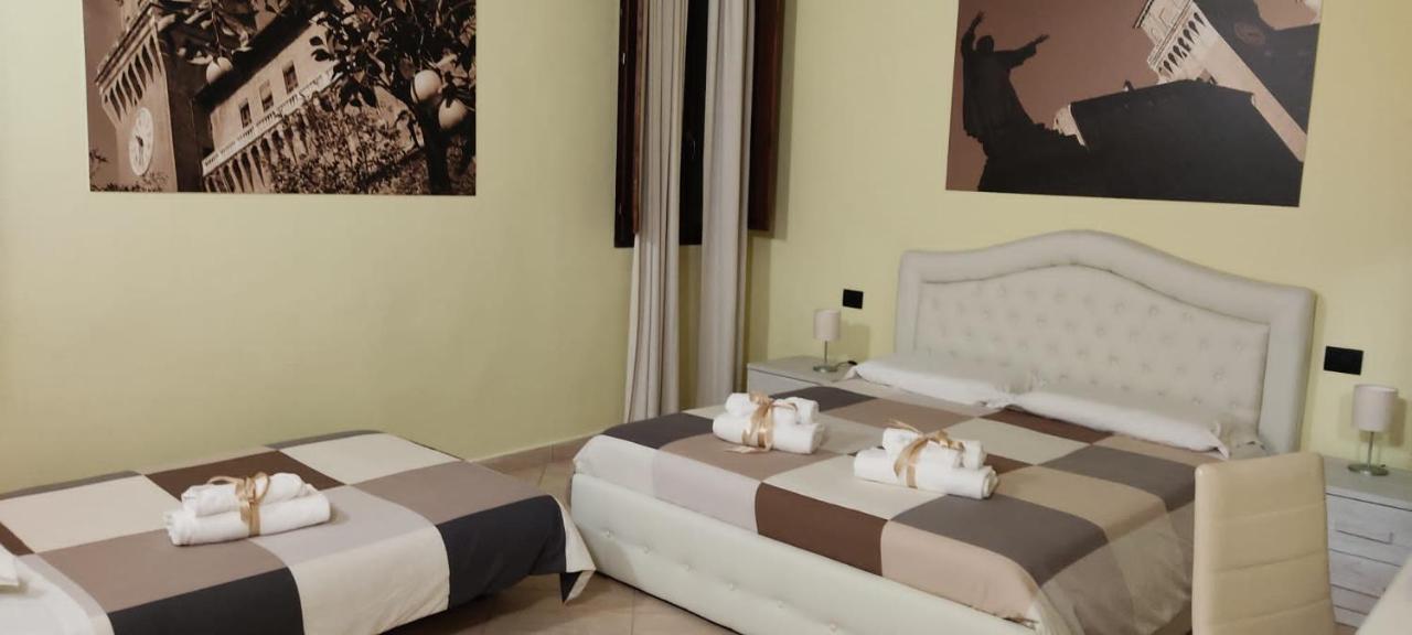 Dimora Al Saraceno Hotel แฟร์รารา ภายนอก รูปภาพ