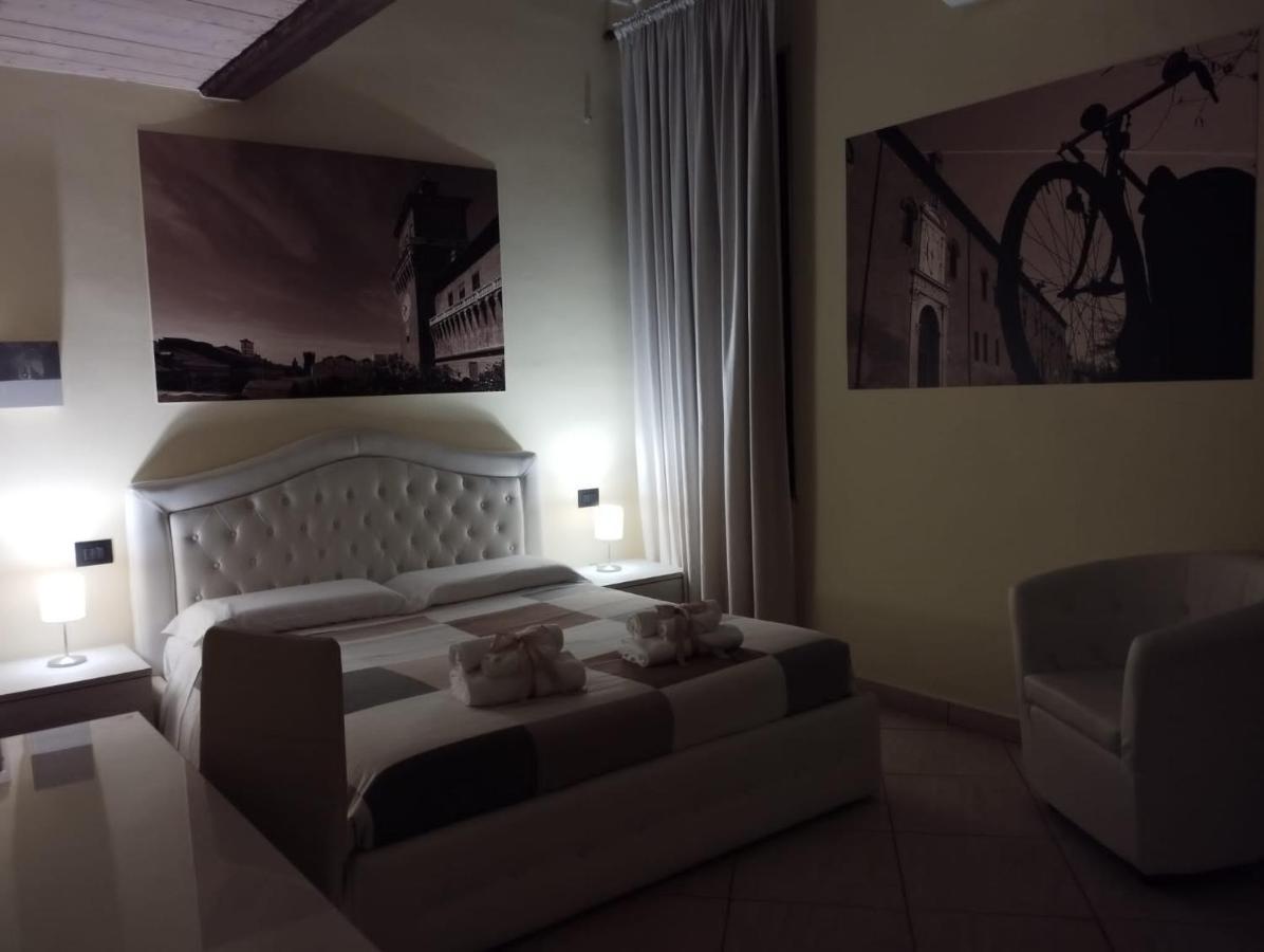Dimora Al Saraceno Hotel แฟร์รารา ภายนอก รูปภาพ